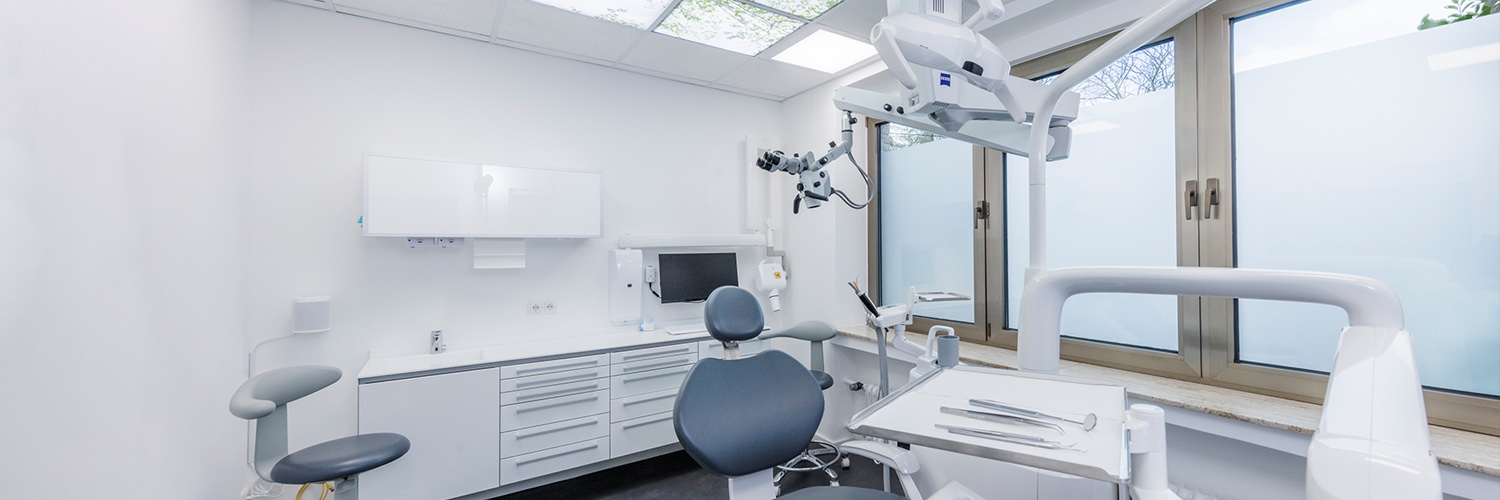 Zahnarzt Köln Lindenthal - Saager - ein Behandlungszimmer der Praxis